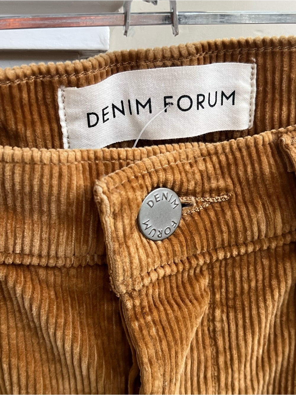 Aritzia Denim Forum Marianne Flare - Picture 6 of 8